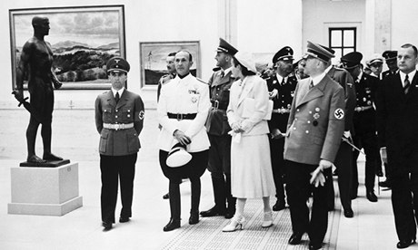 Hitler Shows Off "Purged Art"