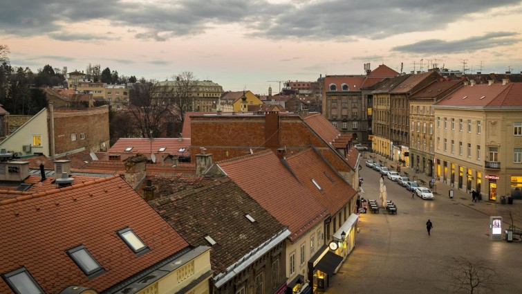 9baf7e3384e1f36d0e37f1e697b790abv1_max_755x425_b3535db83dc50e27c1bb1392364c95a2